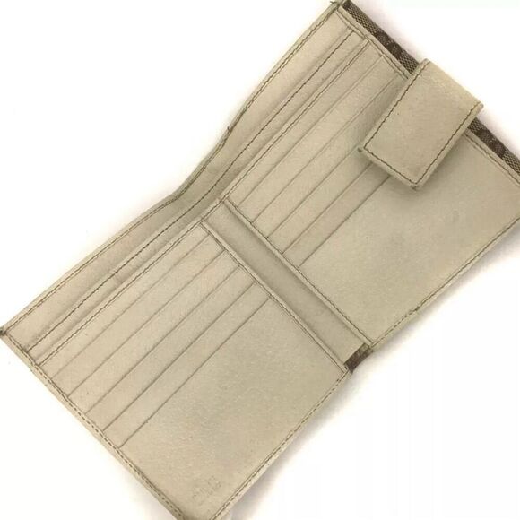 Gucci Women's Beige GG Canvas Compact Wallet with Multiple Card Slots - Picture 5 of 8